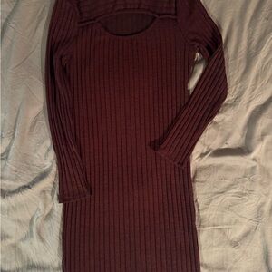 VENUS Burgundy Long Sleeve Dress